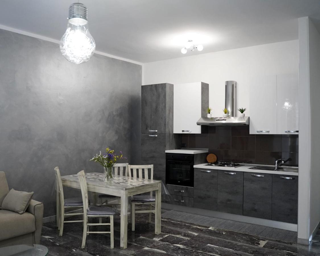 Apartamento Dimora Don Mimi Monopoli Exterior foto